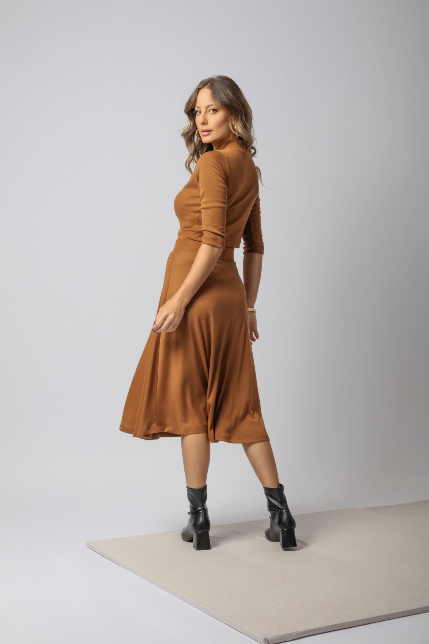 Conjunto com saia evasê em malha