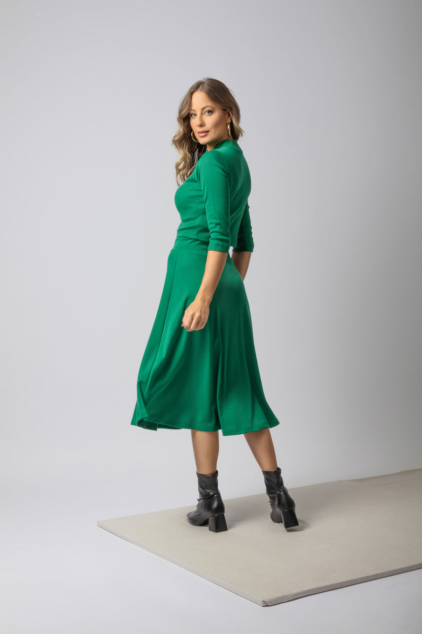 Conjunto com saia evasê em malha