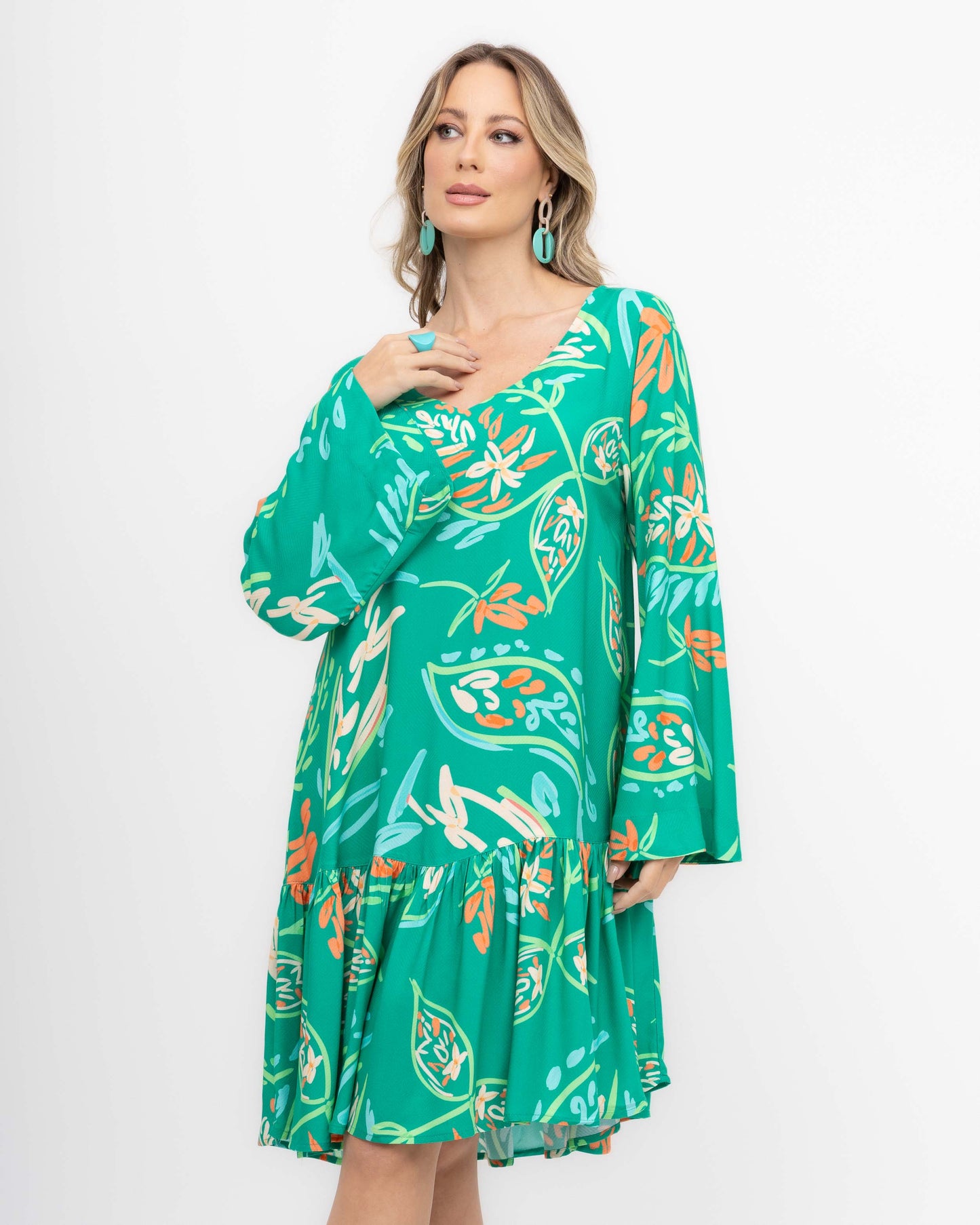 Vestido em viscose estampa cashemiere color