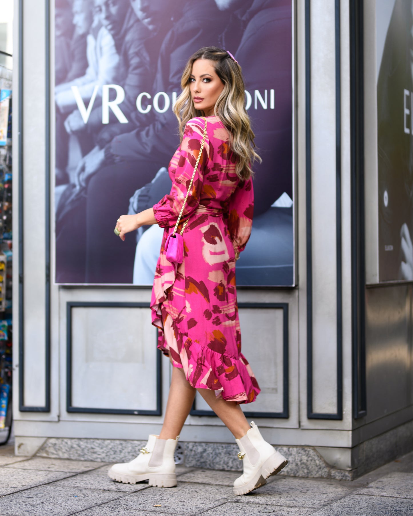 Vestido transpassado animal print