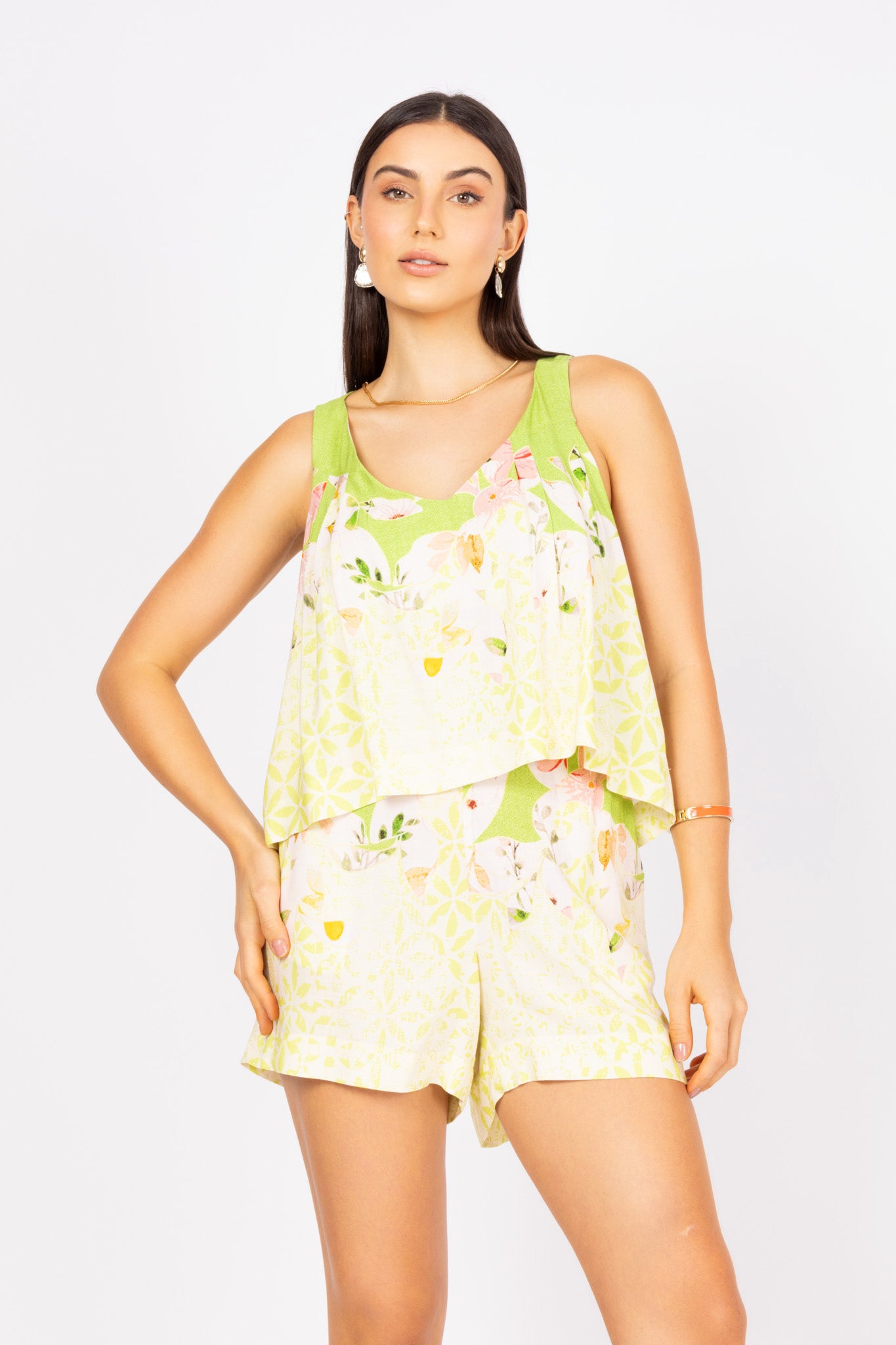 Conjunto de bata e shorts estampado
