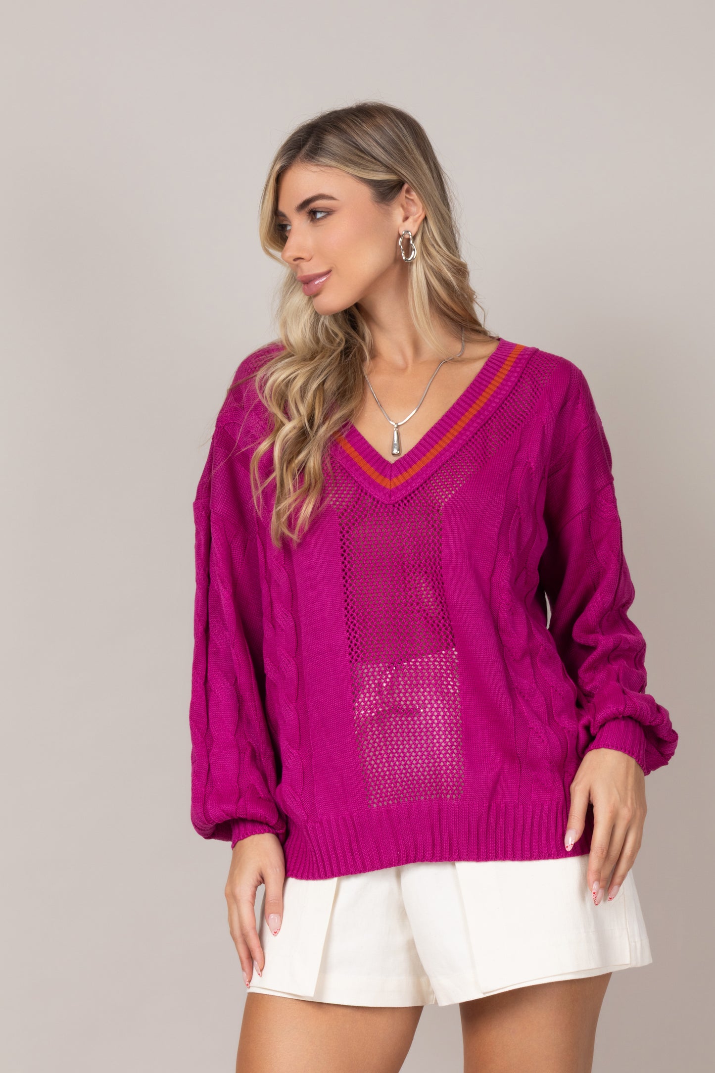Blusa tricot decote em V