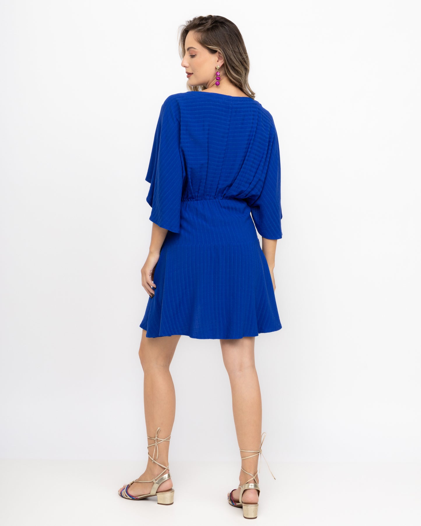 Vestido curto transpassado