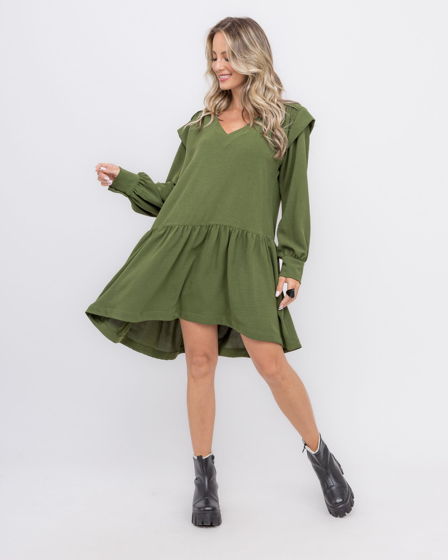 Vestido curto manga longa