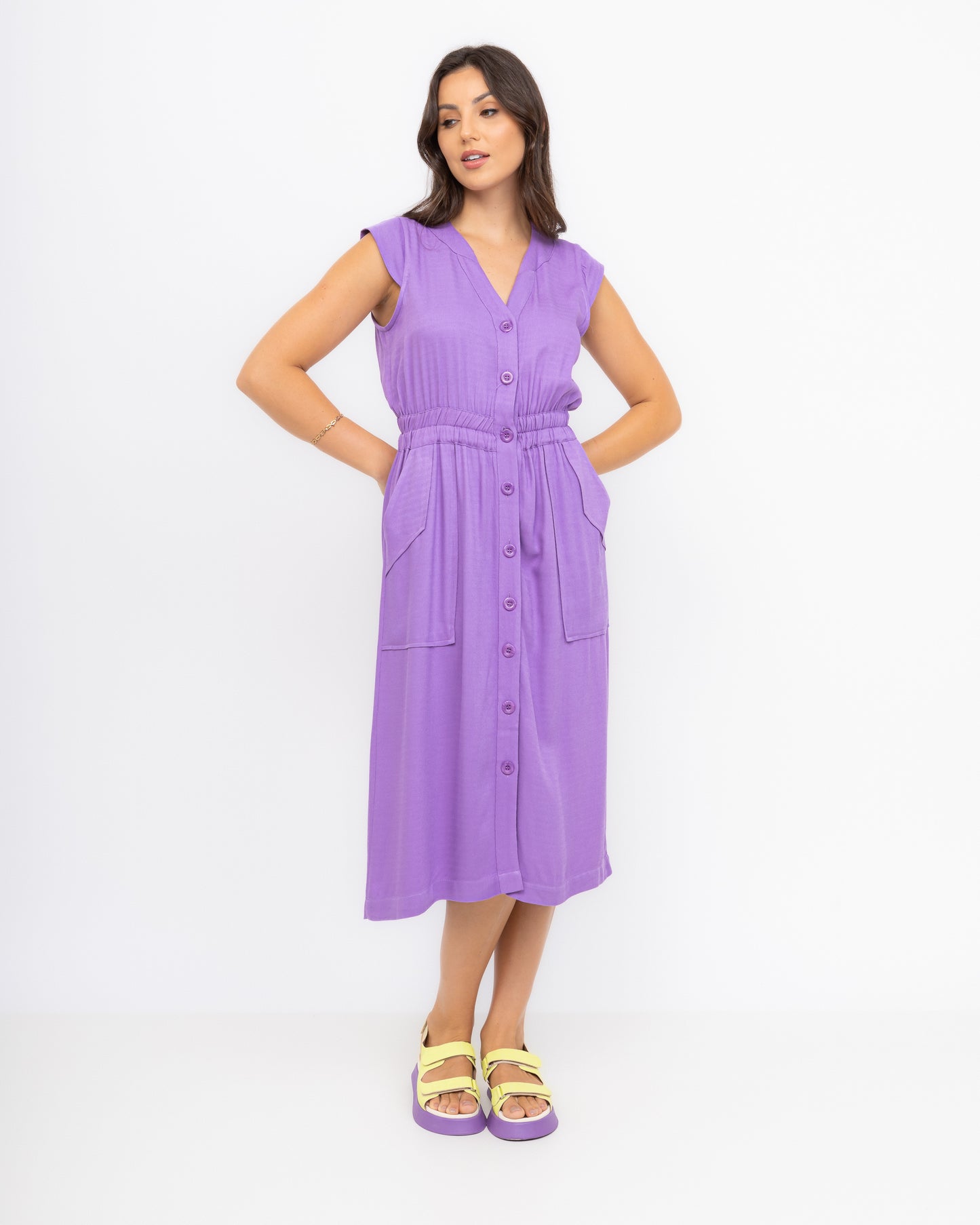 Vestido midi com botões frontais chemise