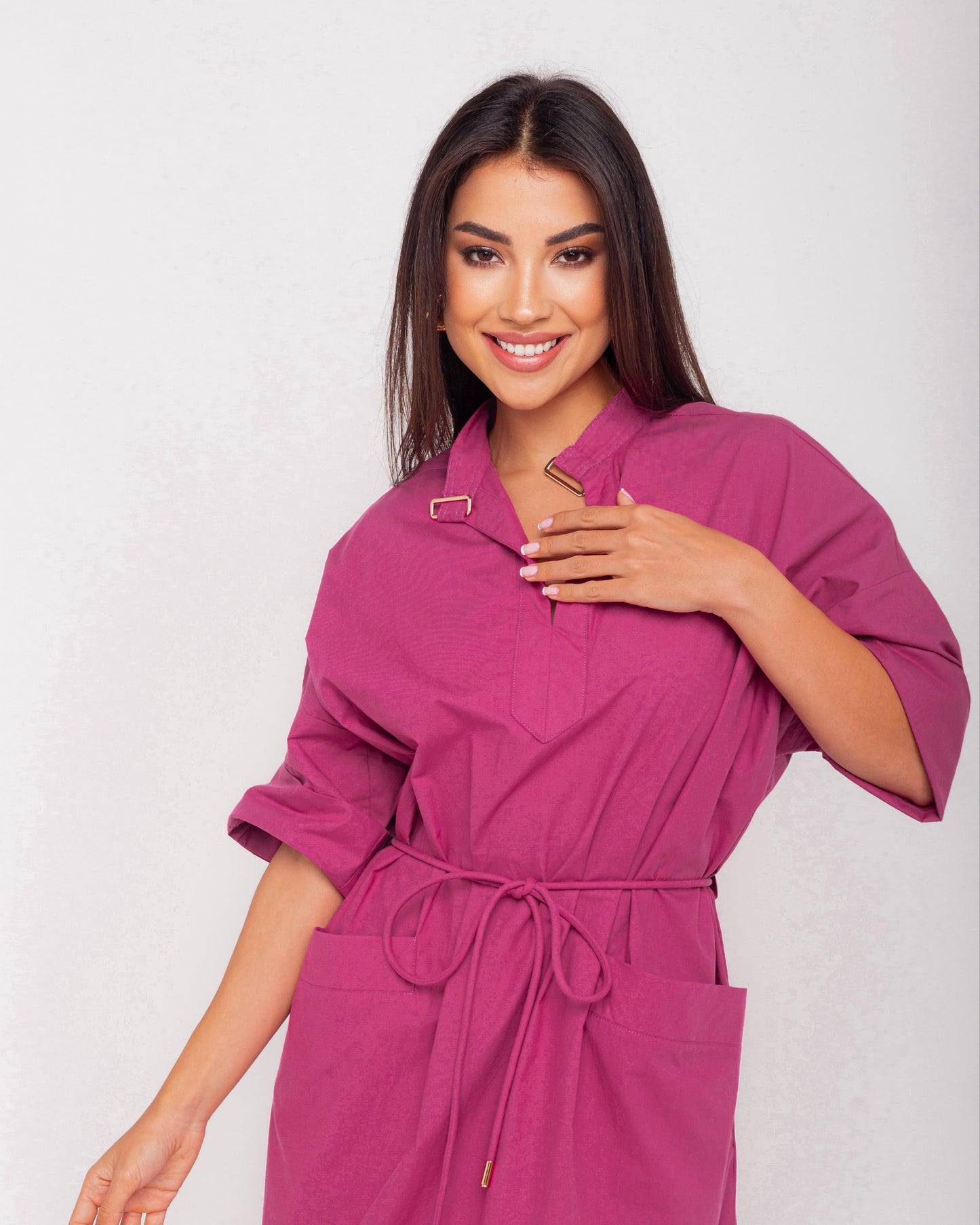 Vestido com amarração a cintura