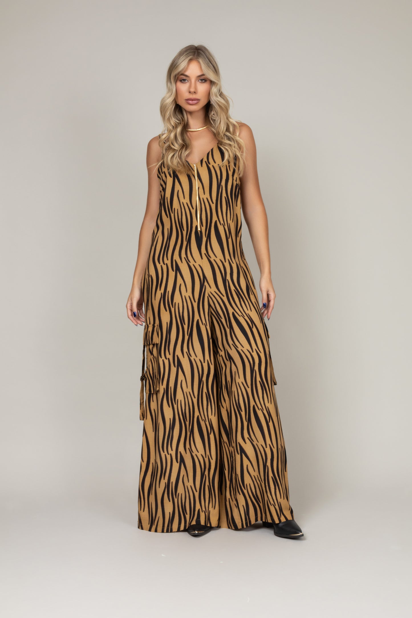 Macacão longo animal print