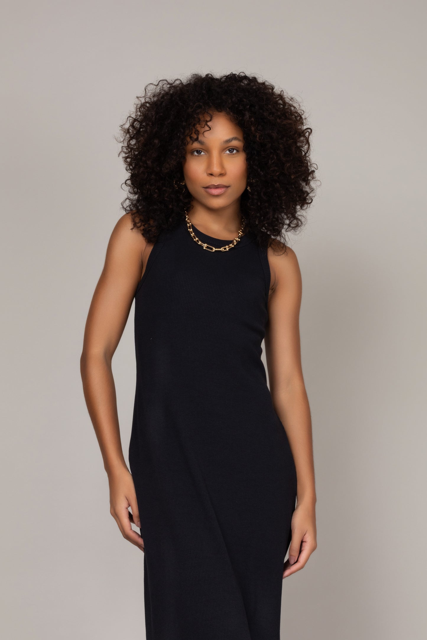 Vestido midi canelado