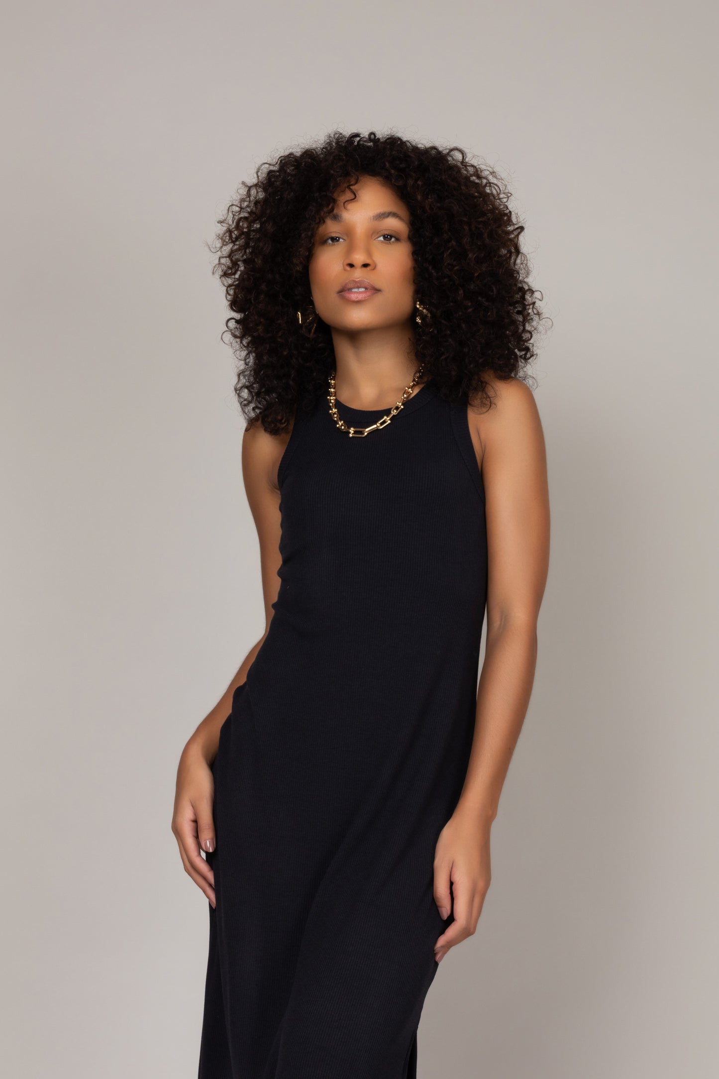 Vestido midi canelado