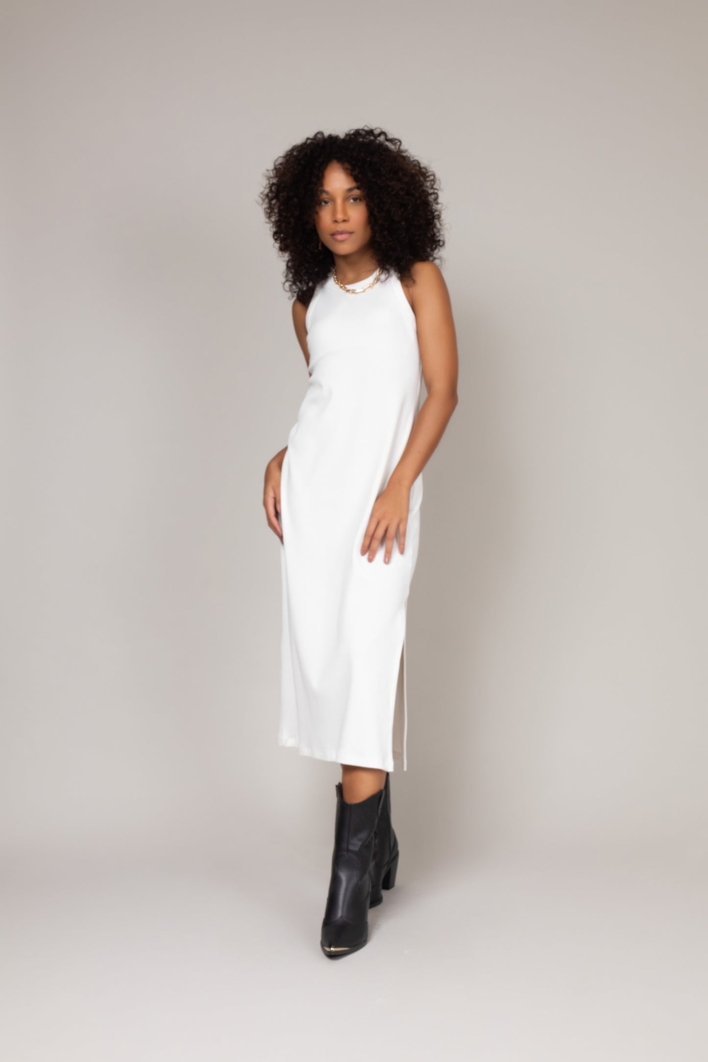 Vestido midi canelado