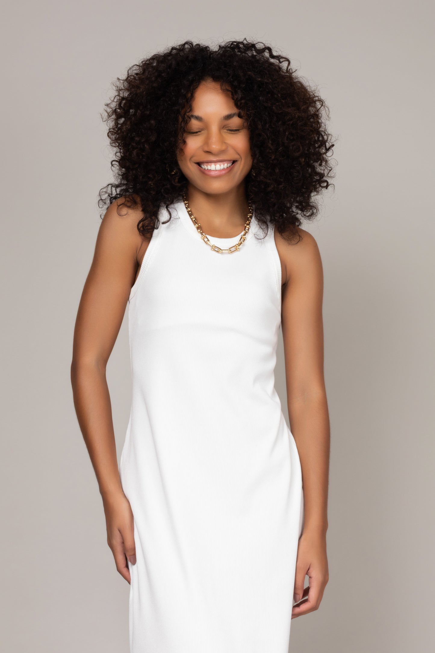 Vestido midi canelado