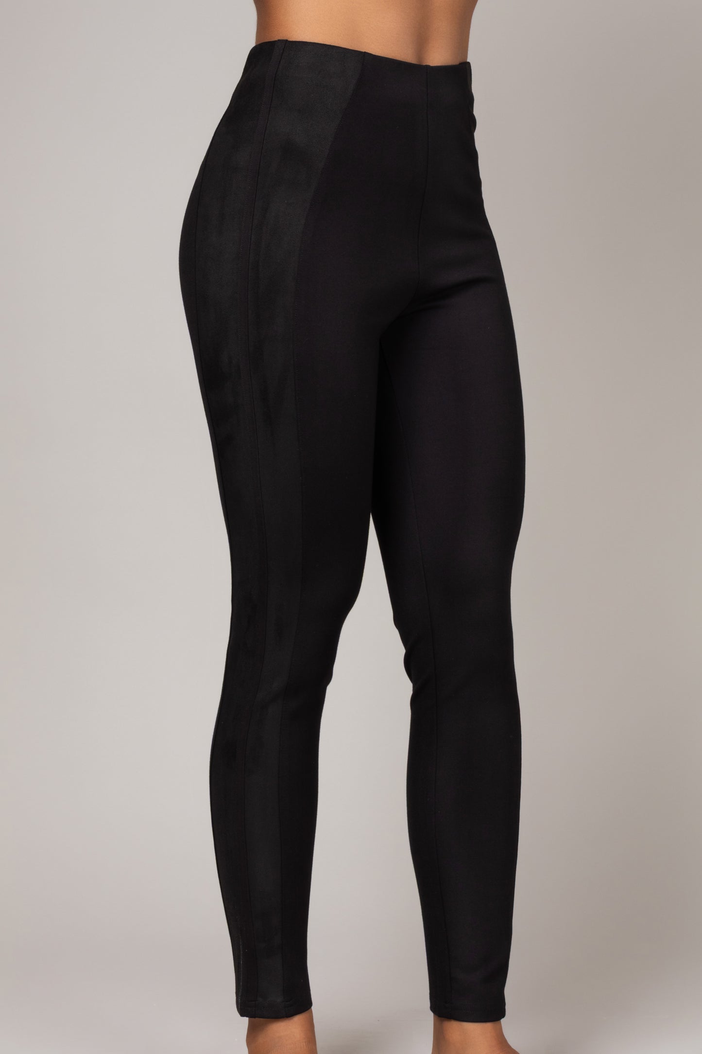Leggin montaria com recorte
