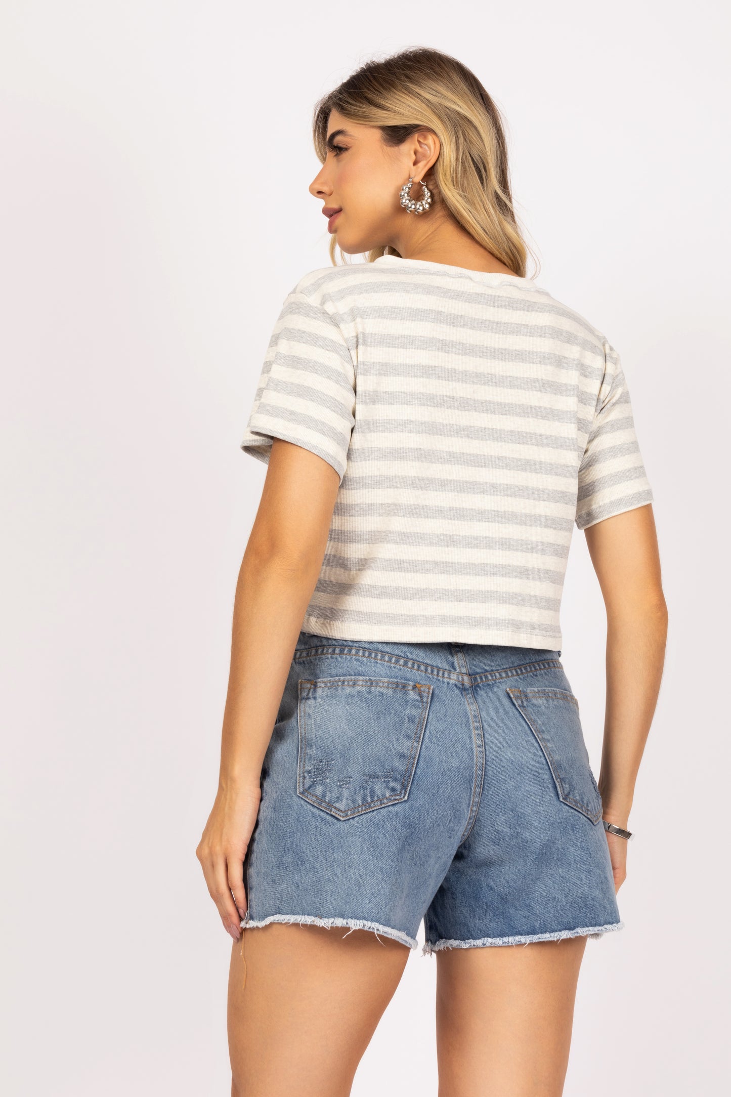 Cropped de mangas listrada