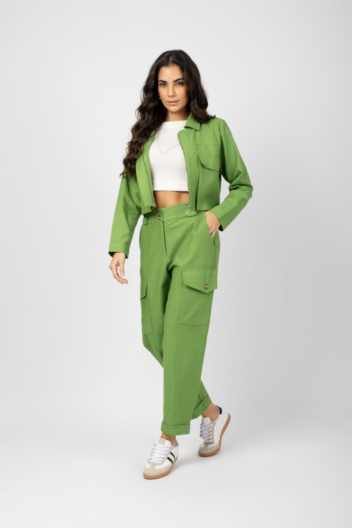 Calça cargo de sarja