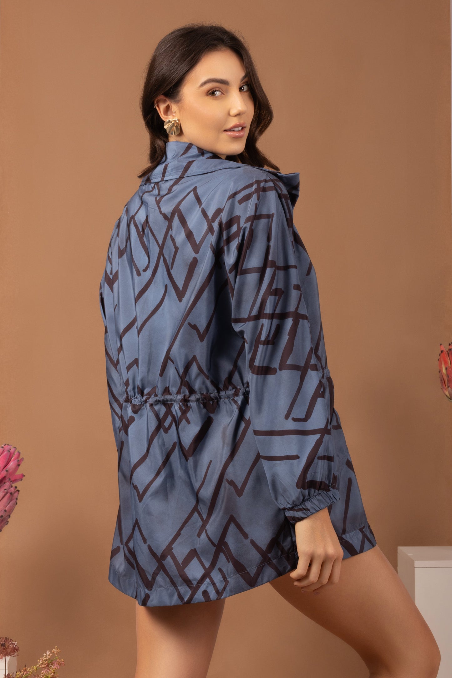 Parka linhas abstratas