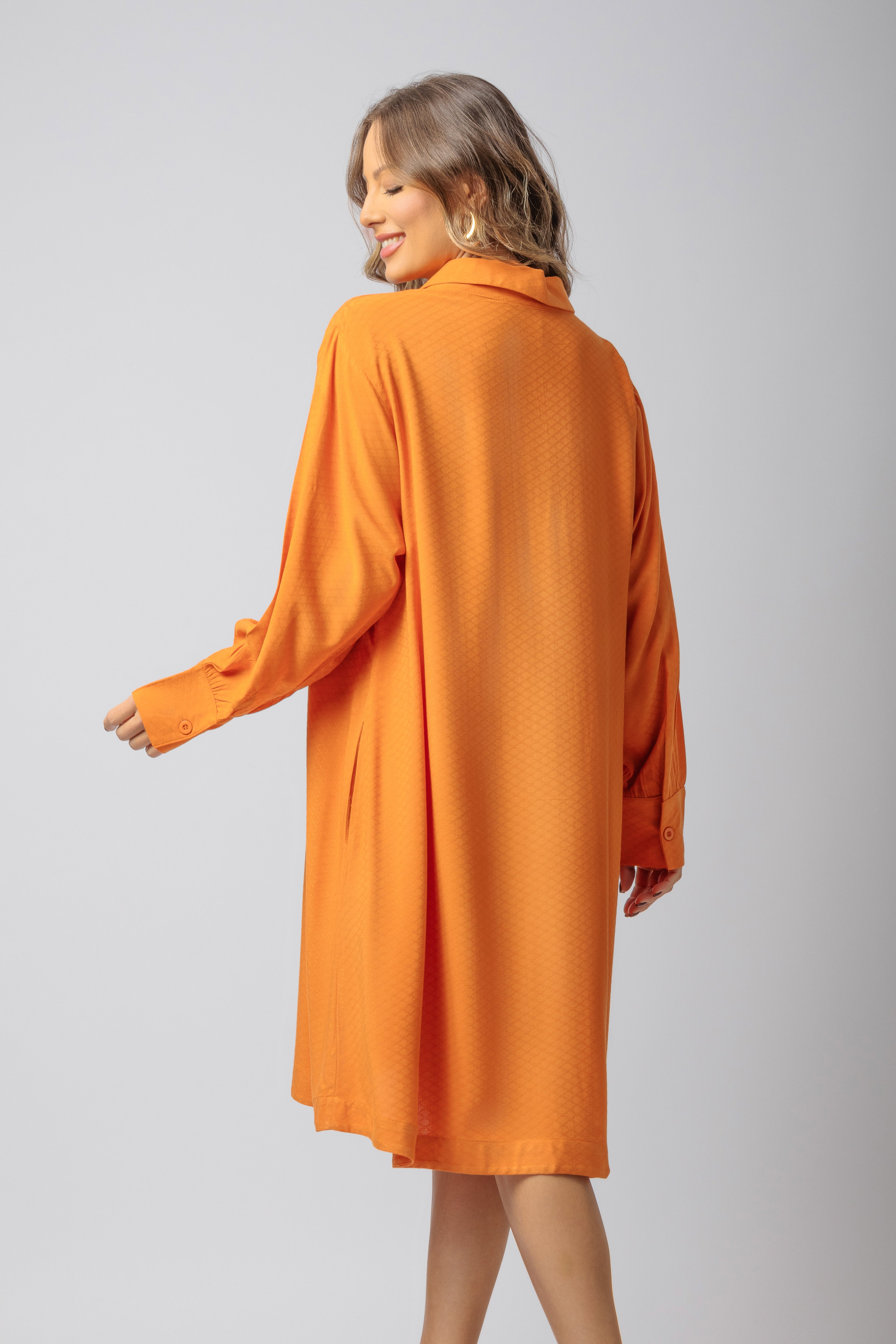 Vestido midi em viscose maquinetada