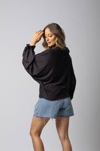 Blusa com gola boba em malha