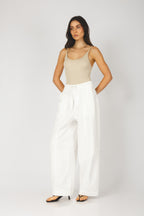 Calça wide leg com amarração branco - vista lateral
