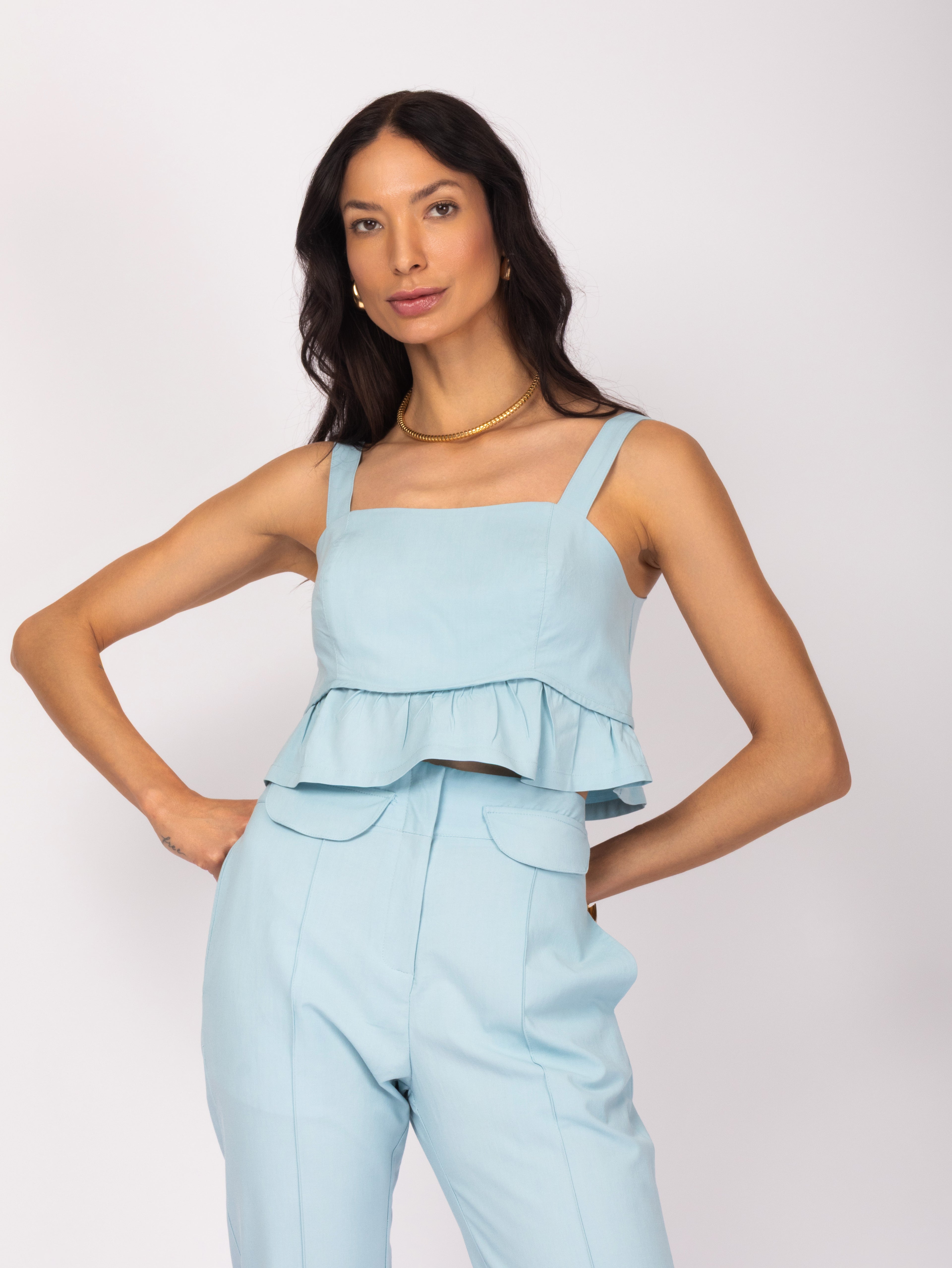 Conjunto alfaiataria com cropped peplum