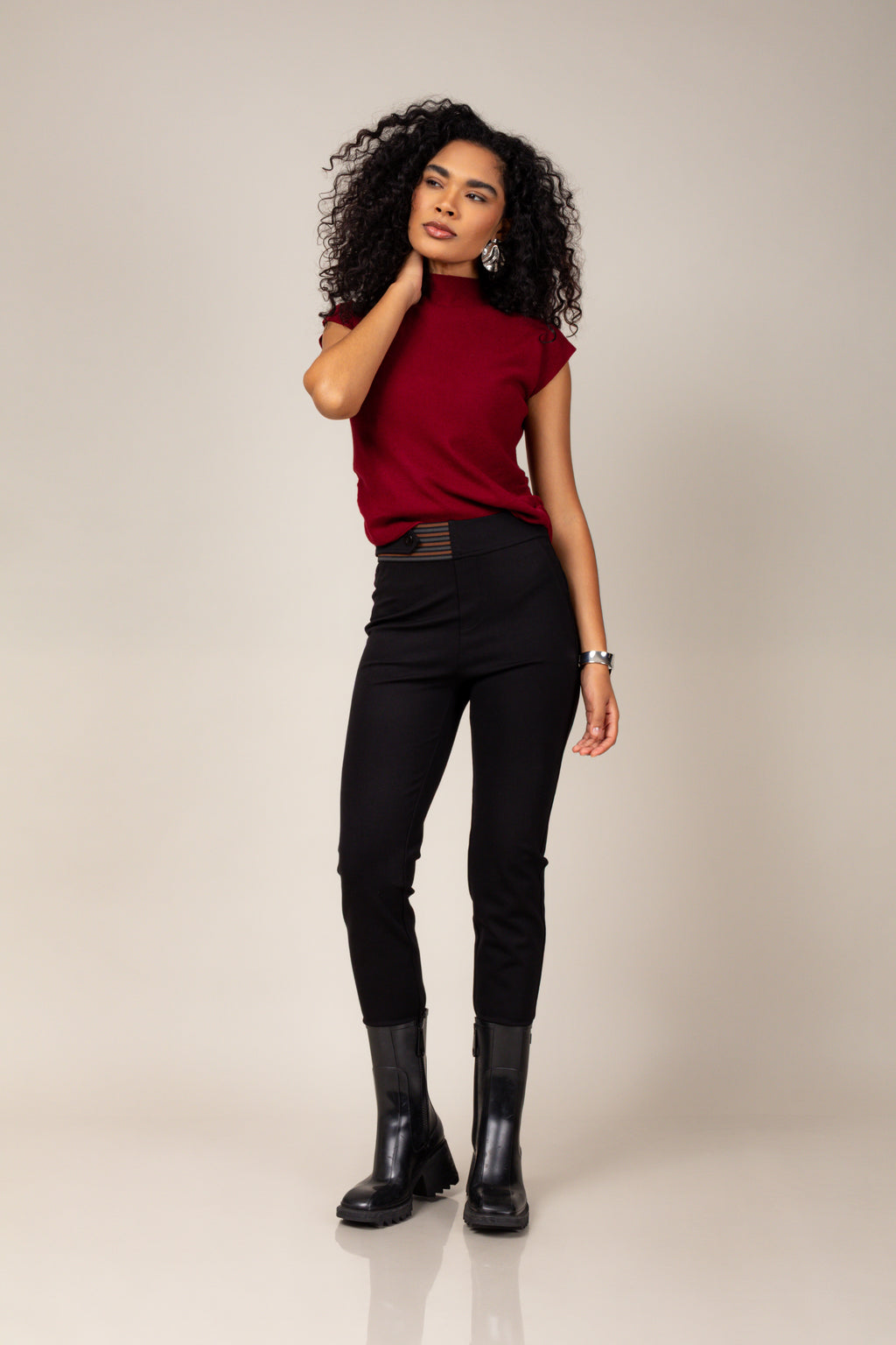 Calça legging com cós detalhado