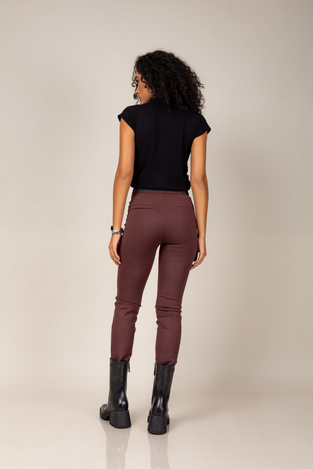 Calça legging com cós detalhado