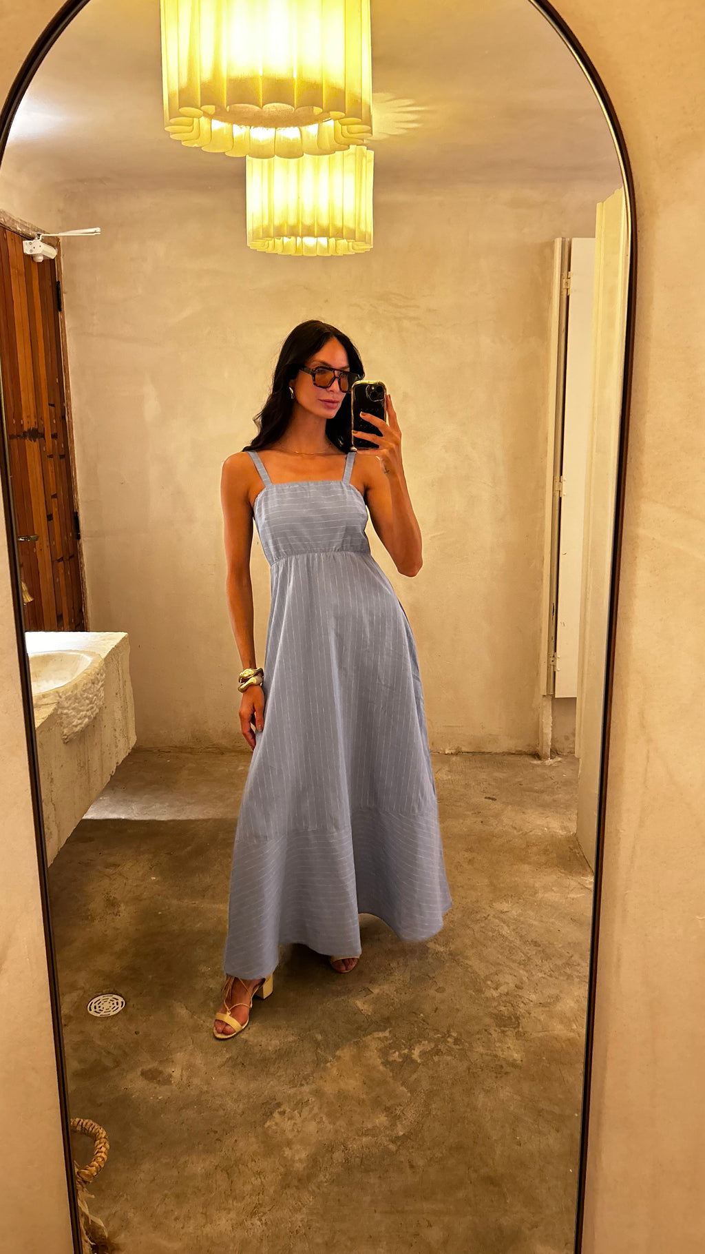 Vestido longo em linho com listras