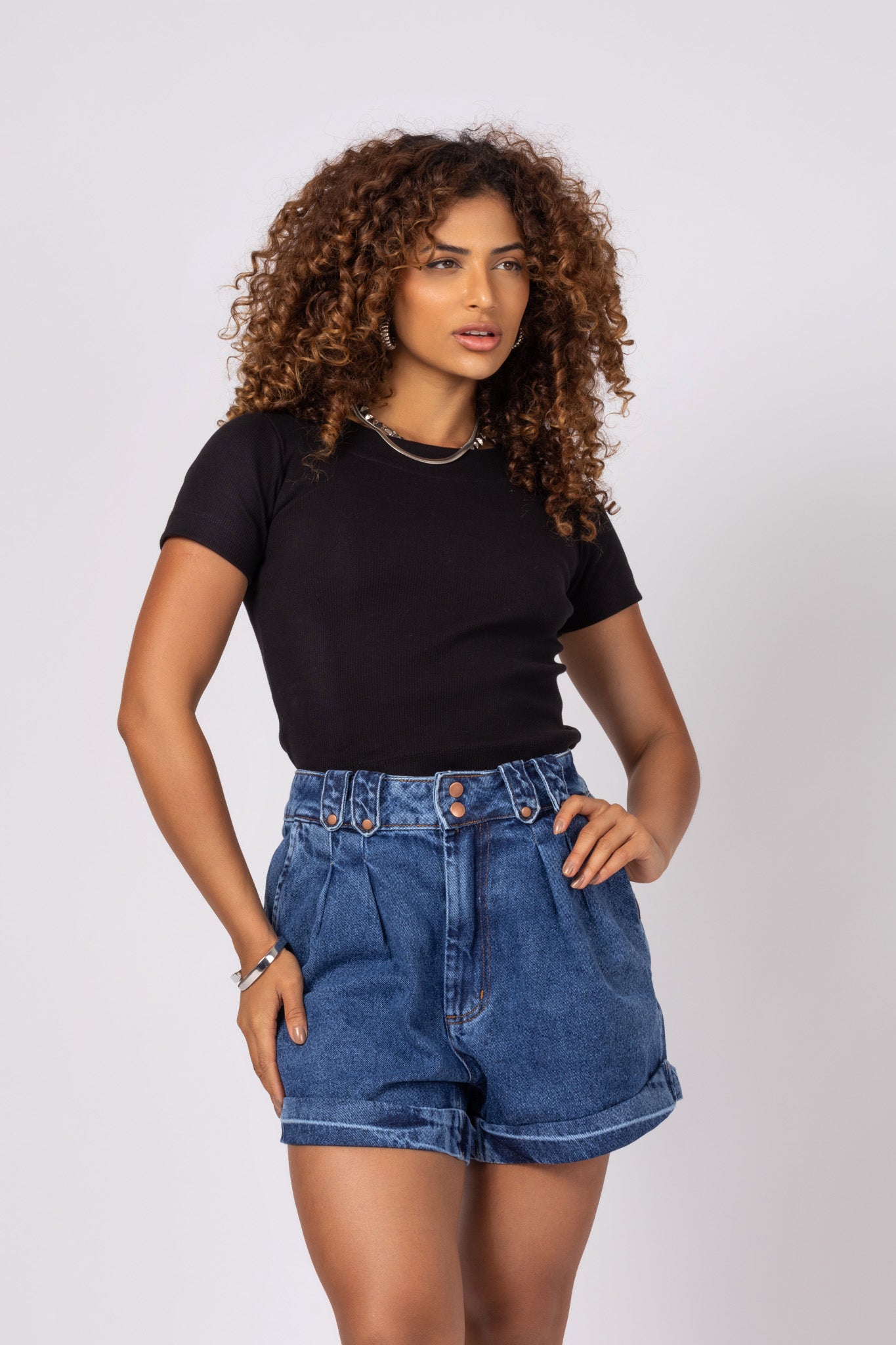 Cropped ribana com mangas