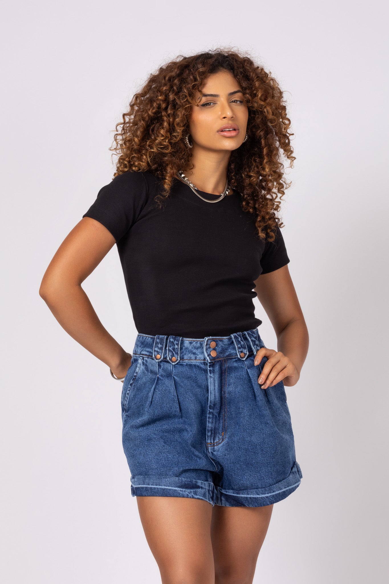 Cropped ribana com mangas