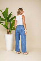 Calça jeans wide leg poá