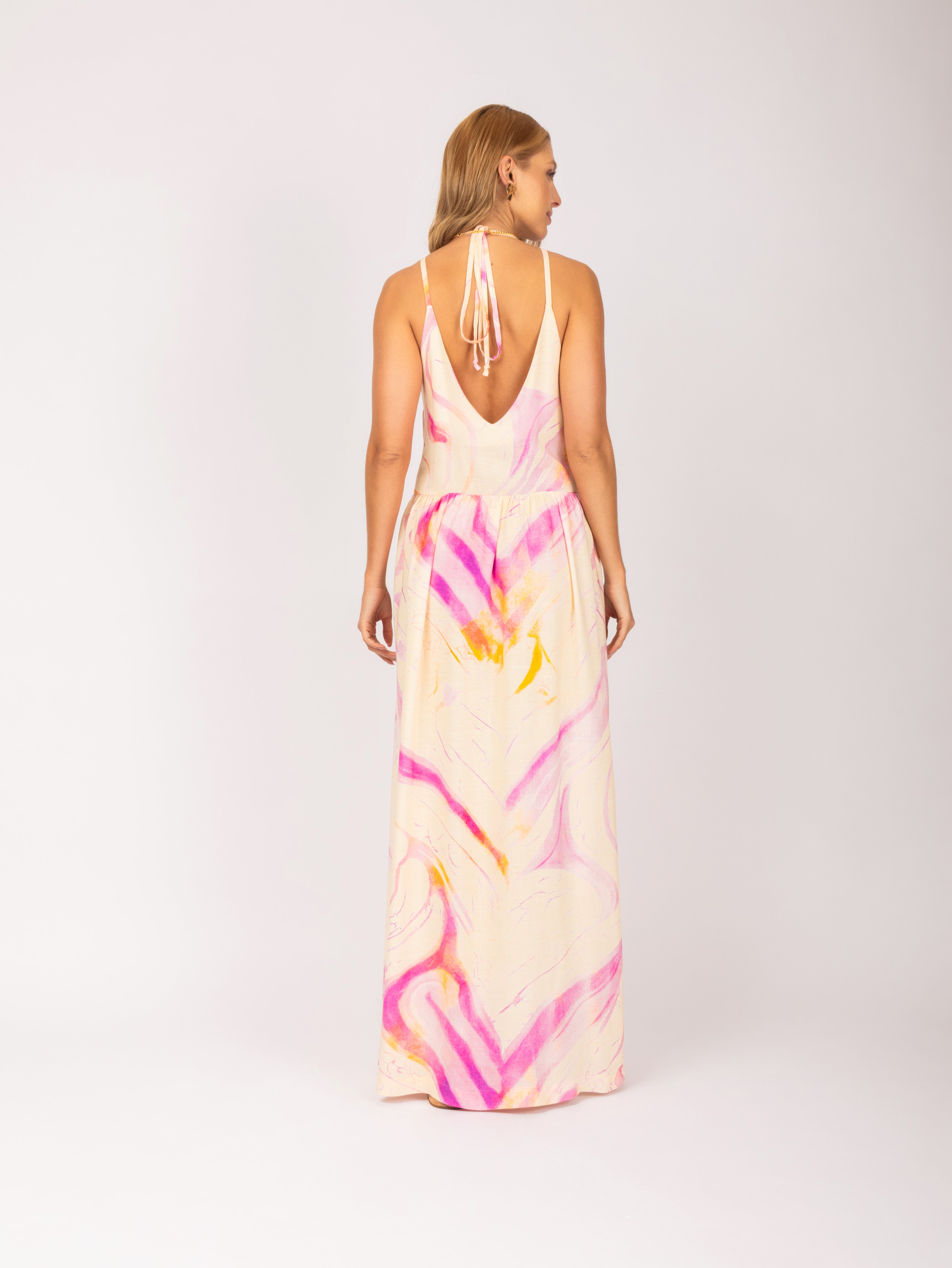 Vestido longo de alça com estampa