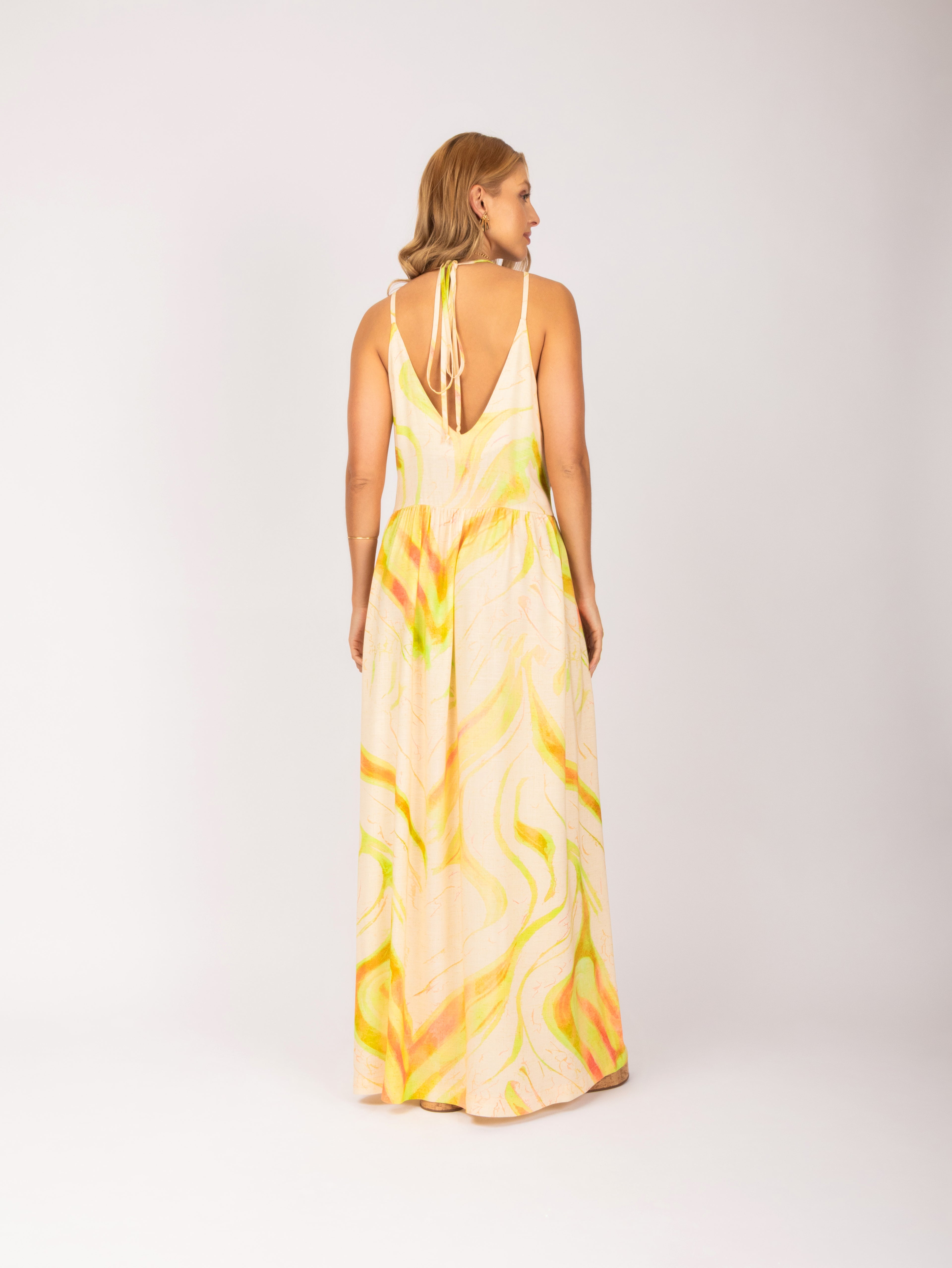 Vestido longo de alça com estampa