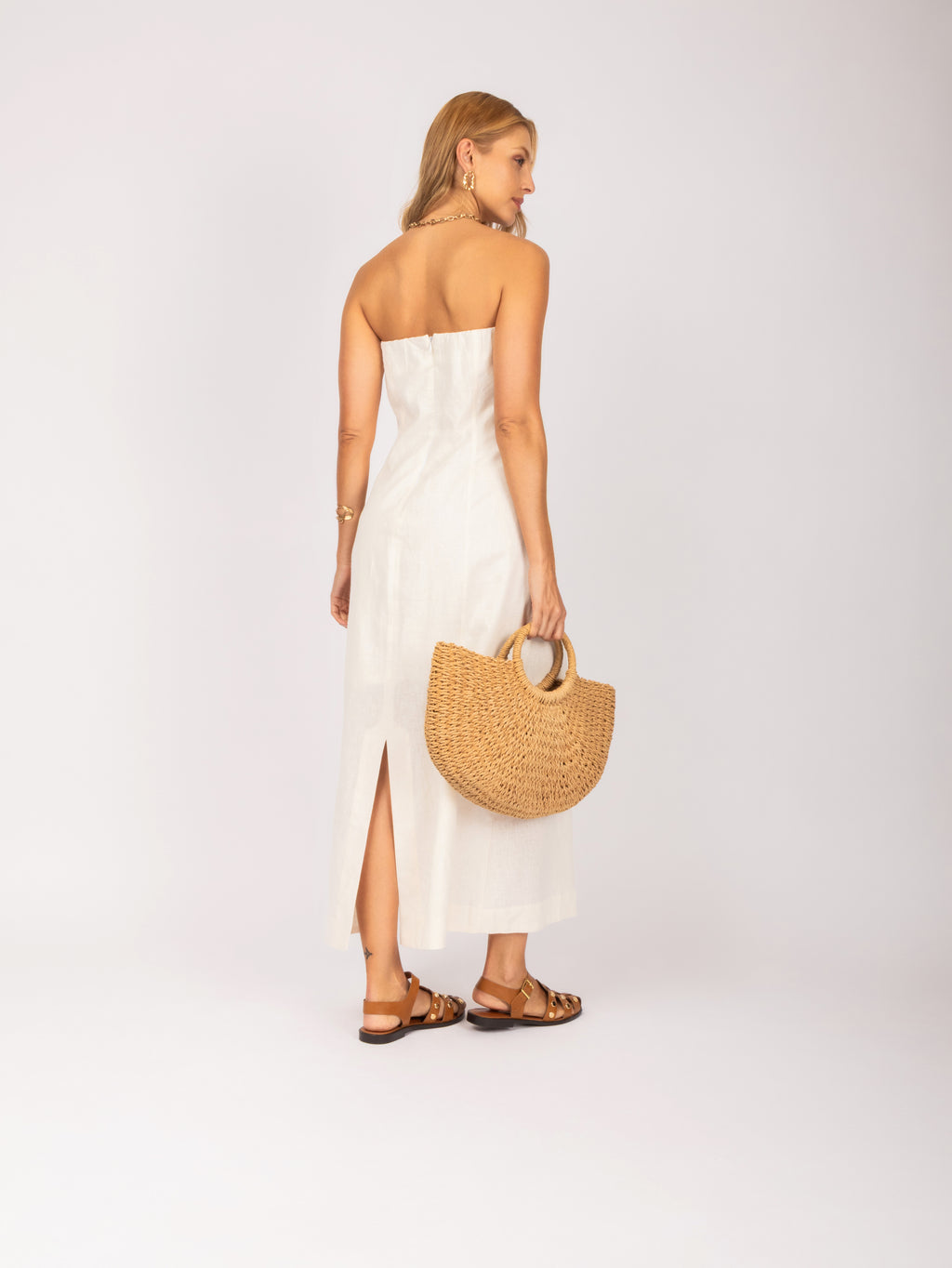 Vestido sem alças em linho