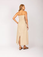 Vestido sem alças em linho