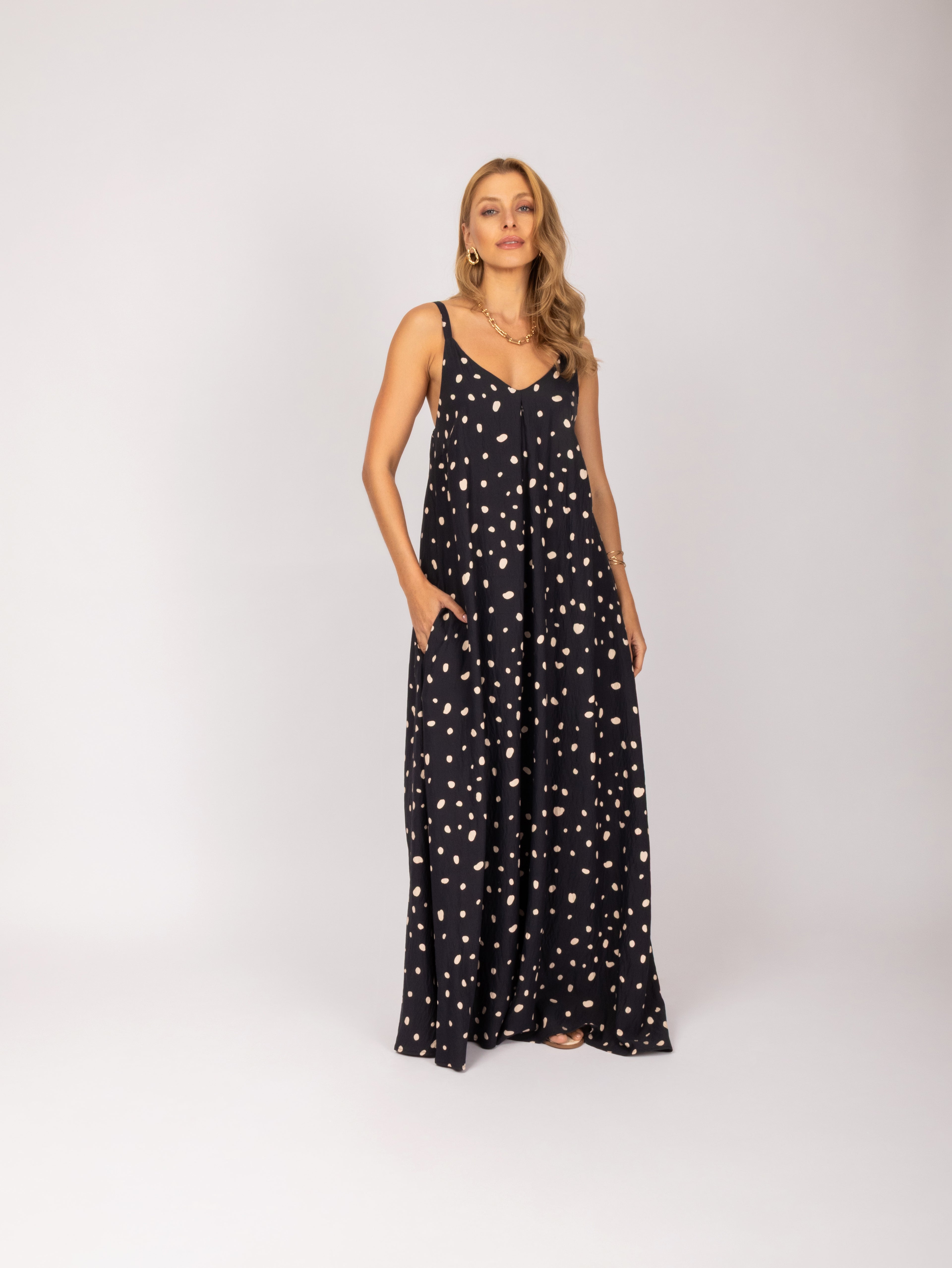 Vestido longo com estampa de poa