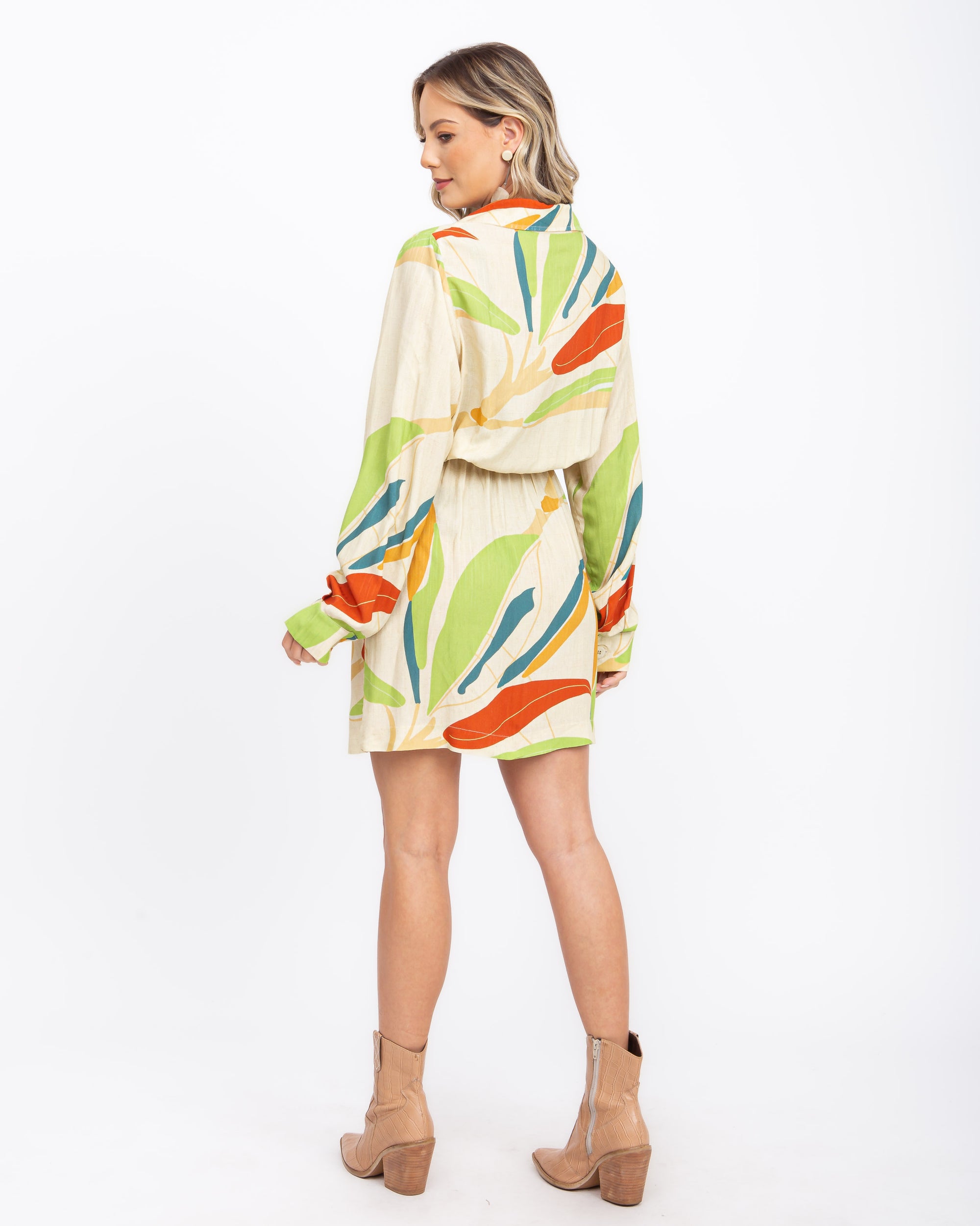 Vestido de viscose estampa de folhagens off