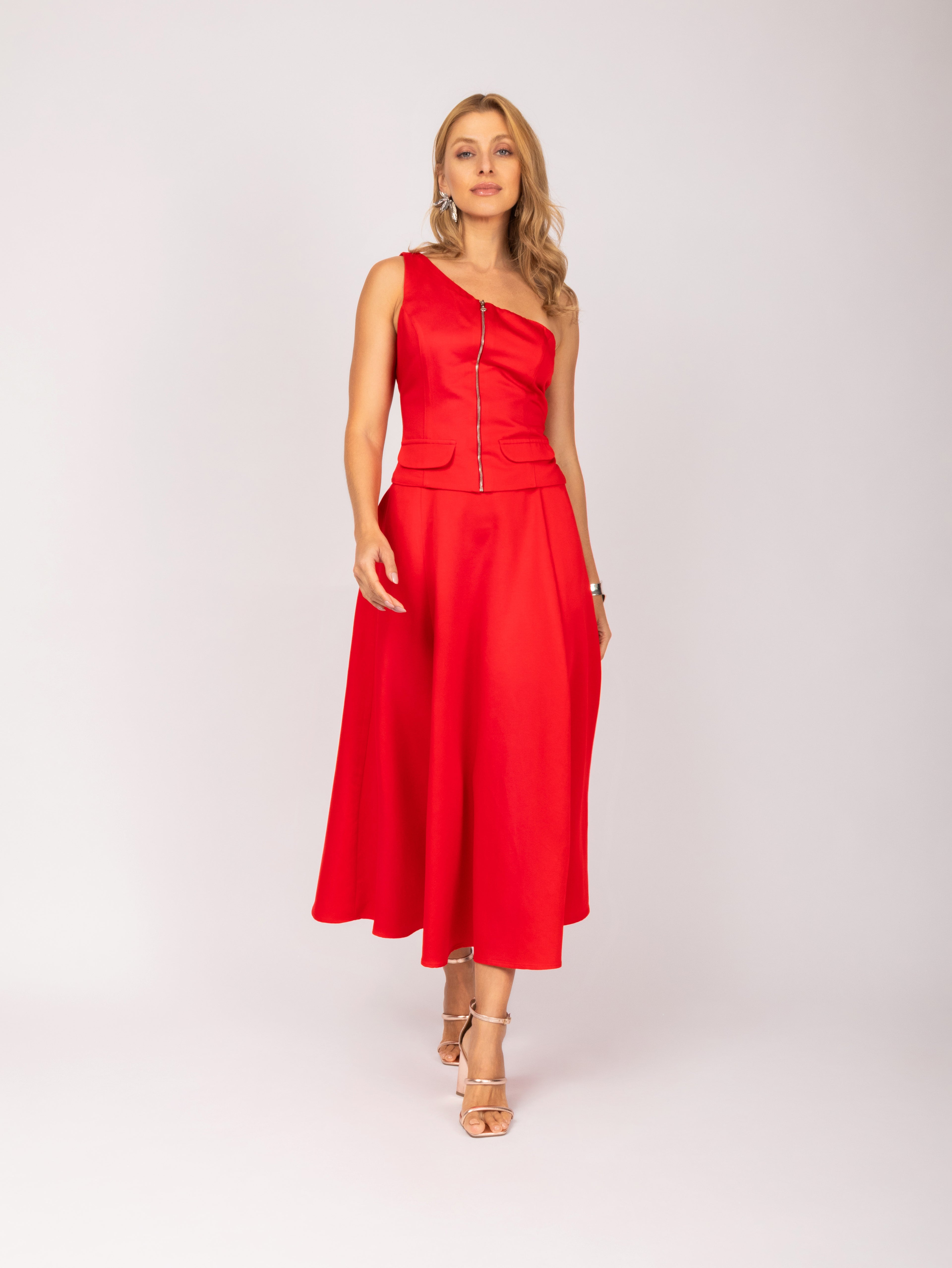 Conjunto midi blusa ombro só e saia evasê