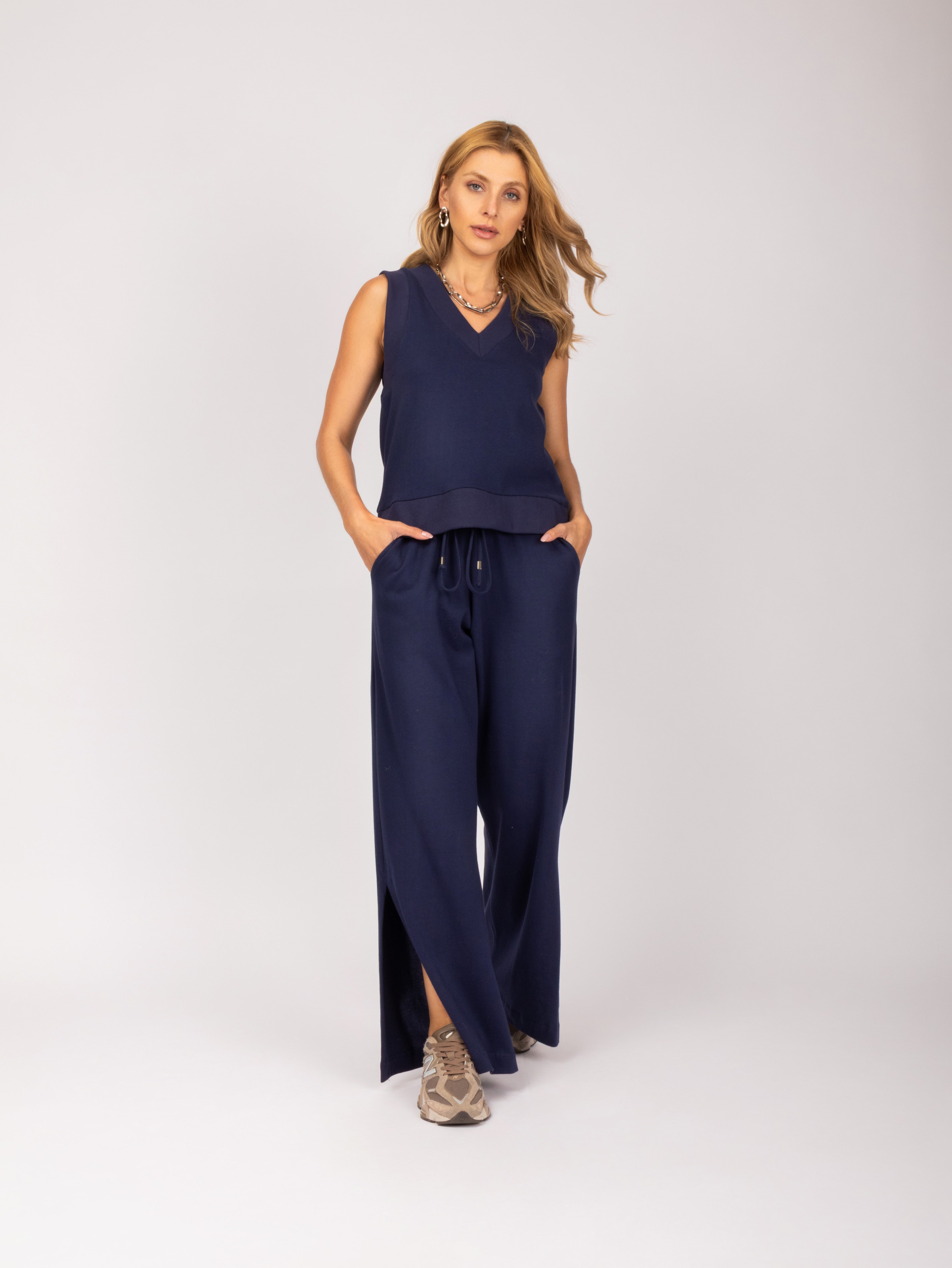 Conjunto regata e calça pantalona moletom