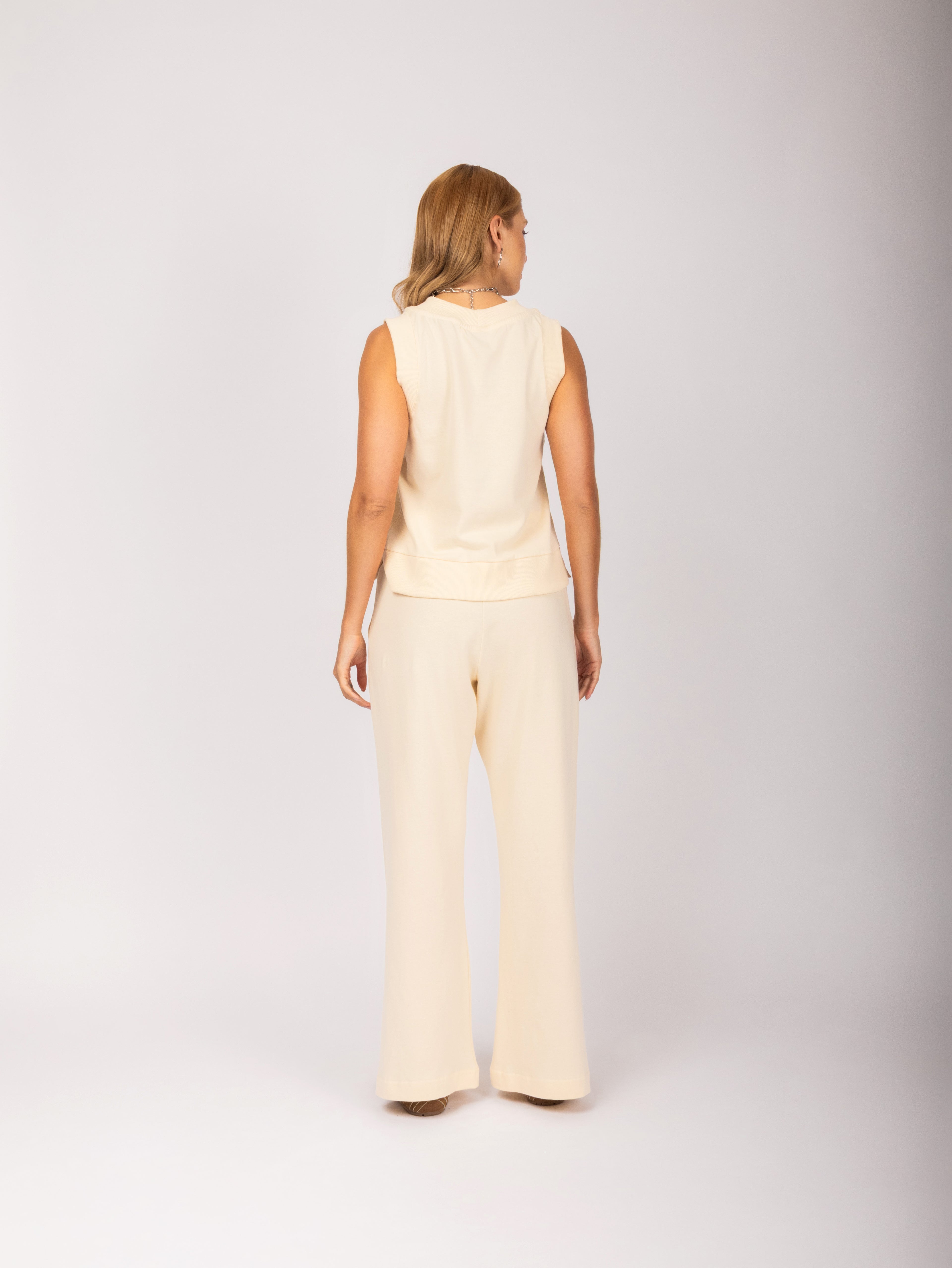 Conjunto regata e calça pantalona moletom