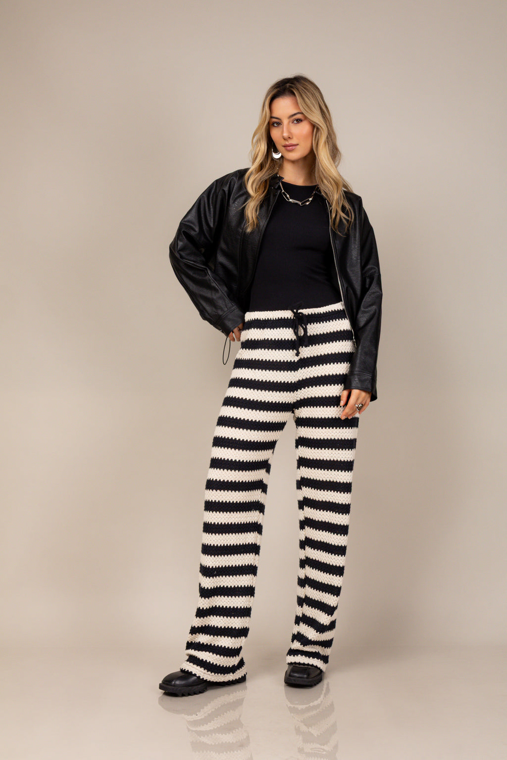 Calça listrada em tricot