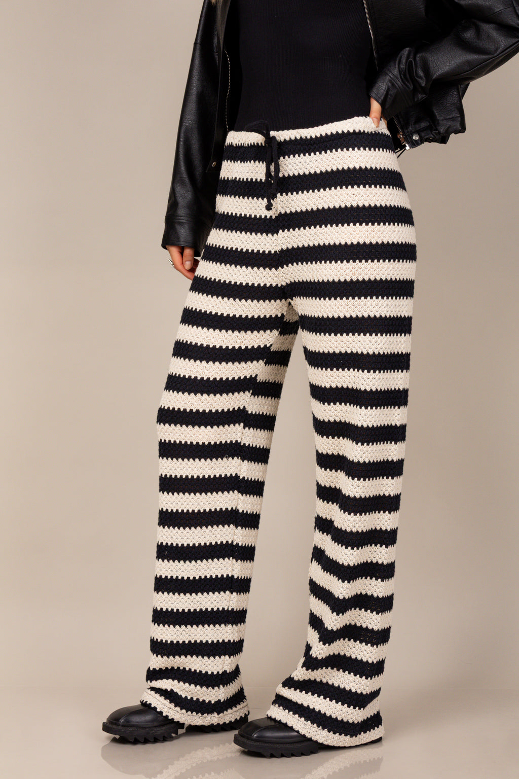 Calça listrada em tricot