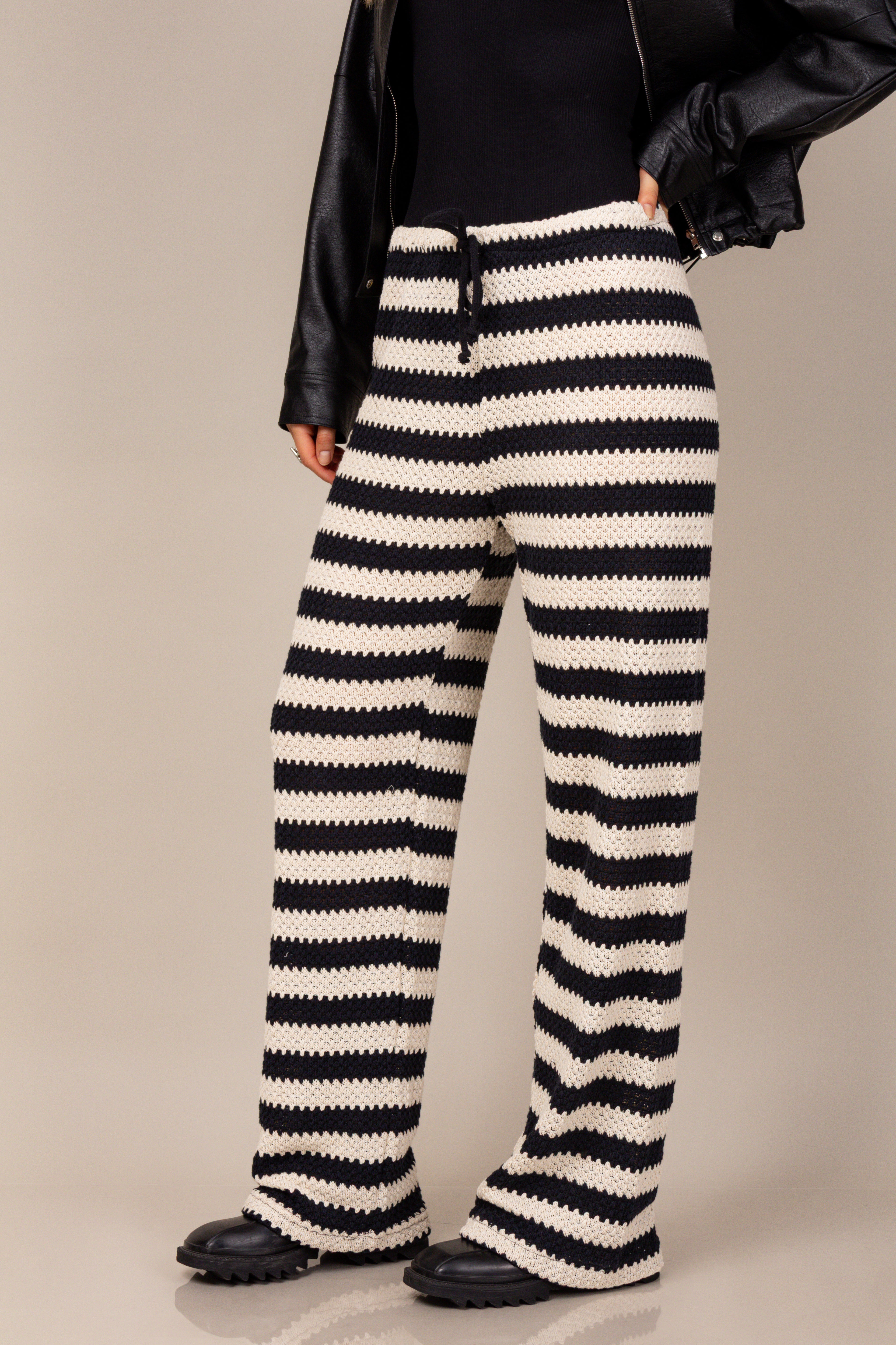 Calça listrada em tricot