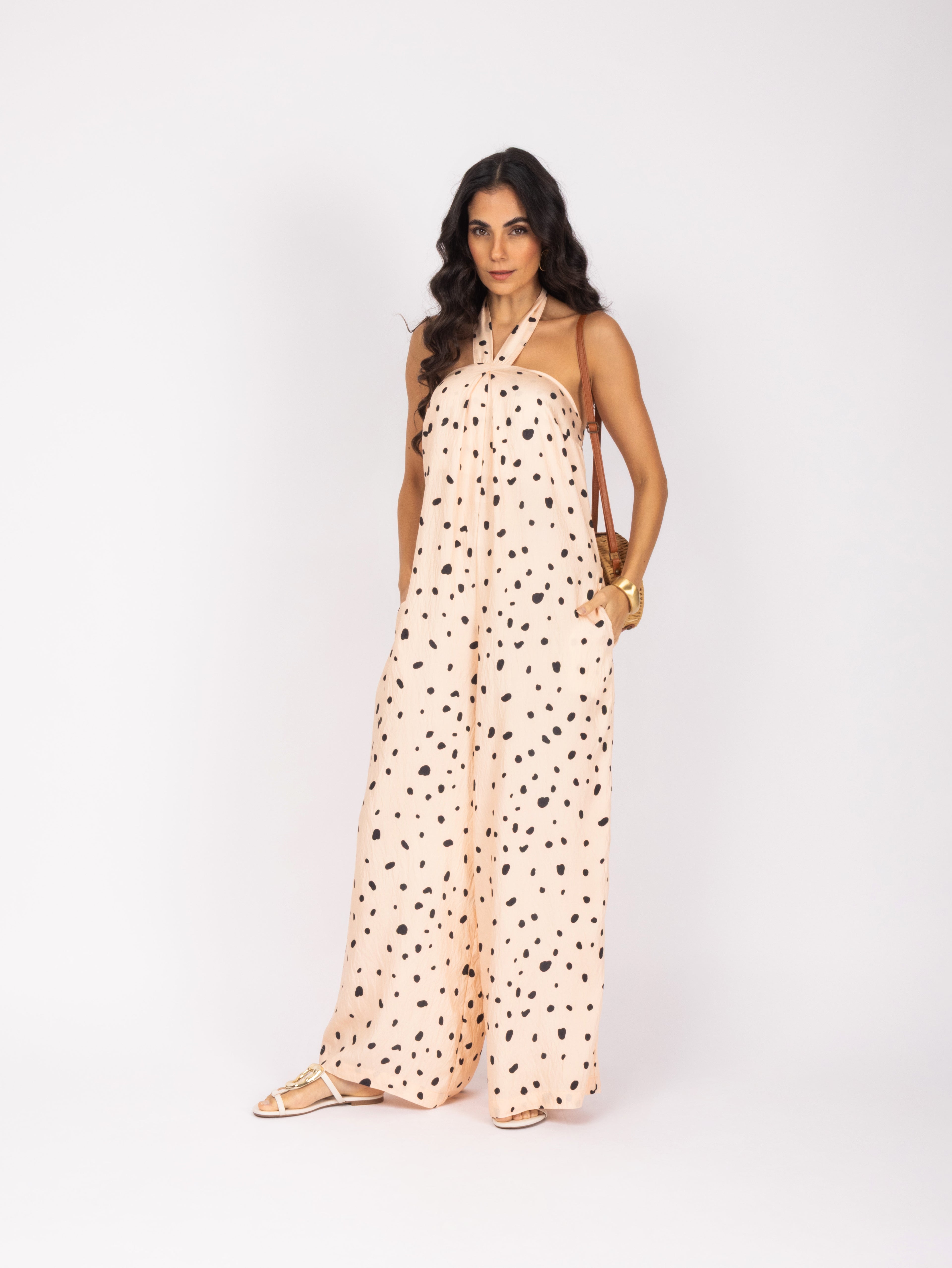 Macacão pantalona halter estampado poá