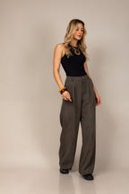 Calça pantalona de linho