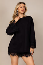 Conjunto de blusa e short em renda
