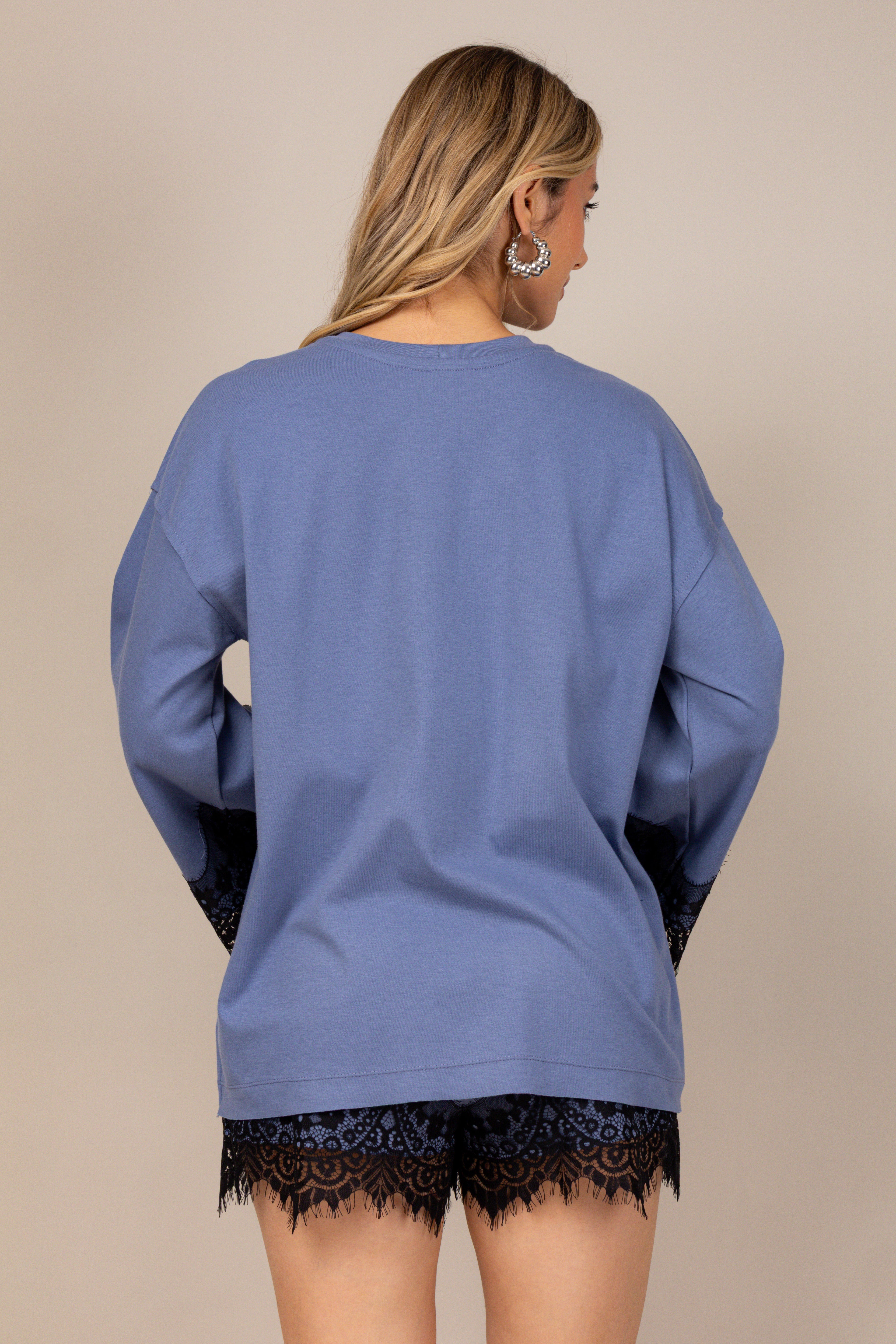 Conjunto de blusa e short em renda