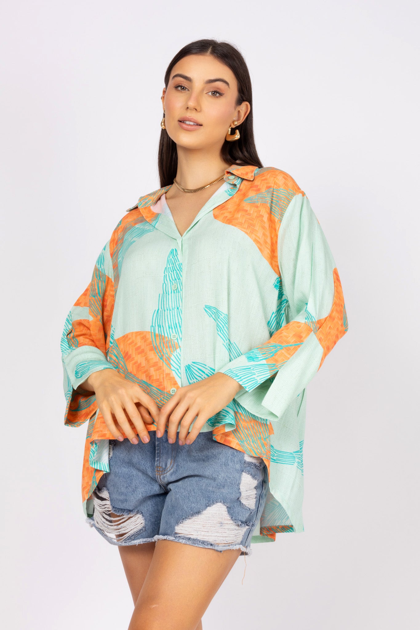 Camisa com estampa abstrata