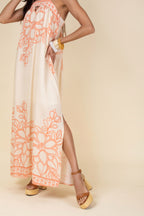 Vestido longo estampado com alças finas