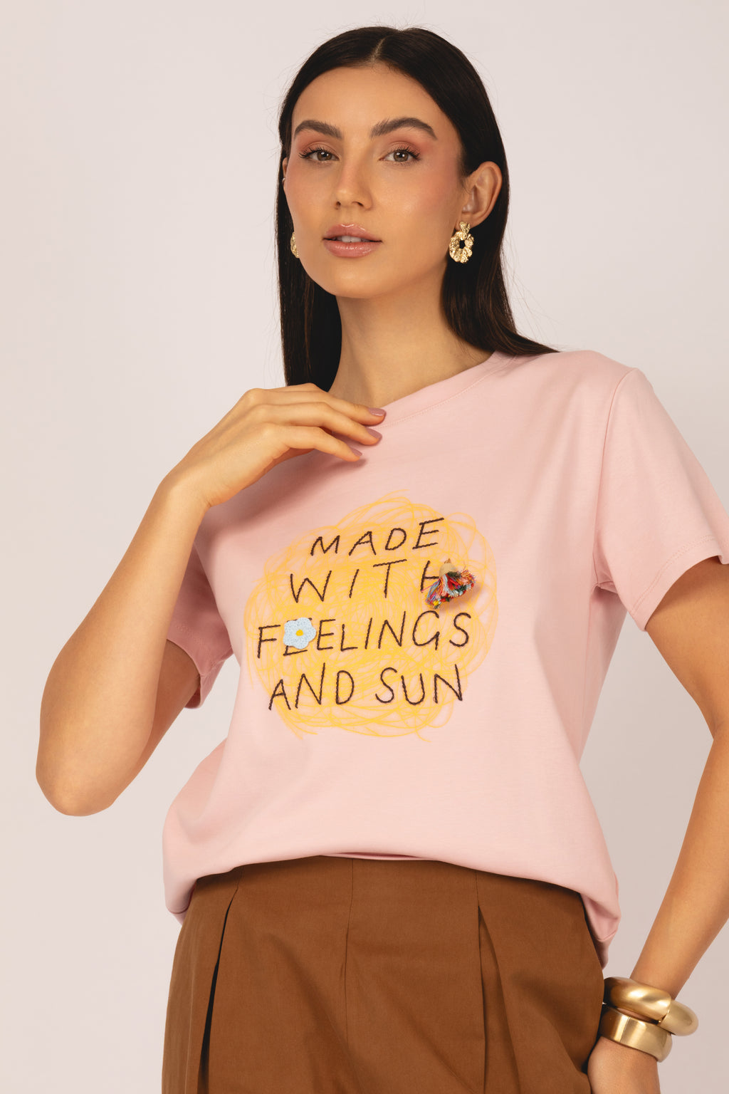 T-shirt Made with Feelings and Sun