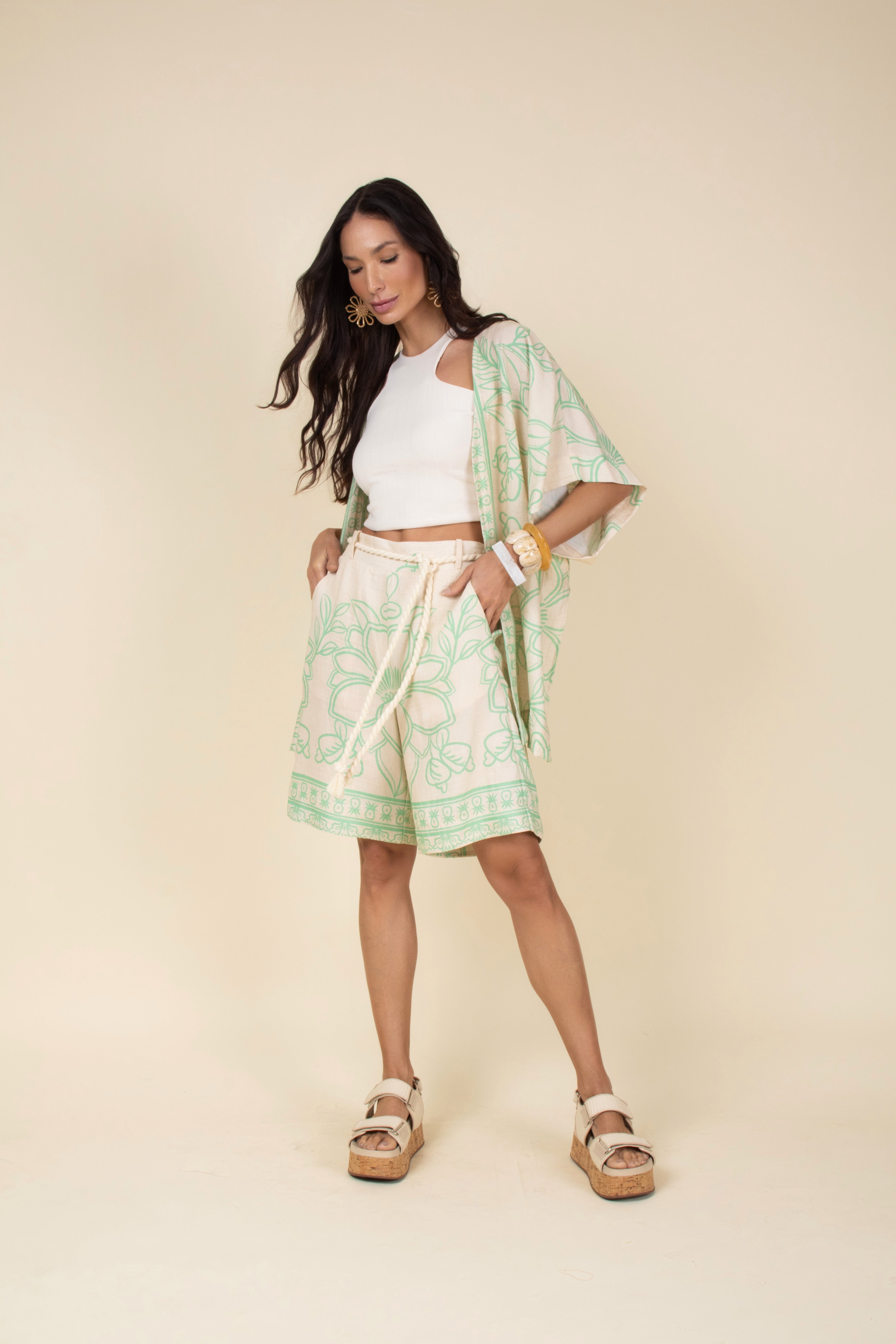 Conjunto kimono short floral grafite