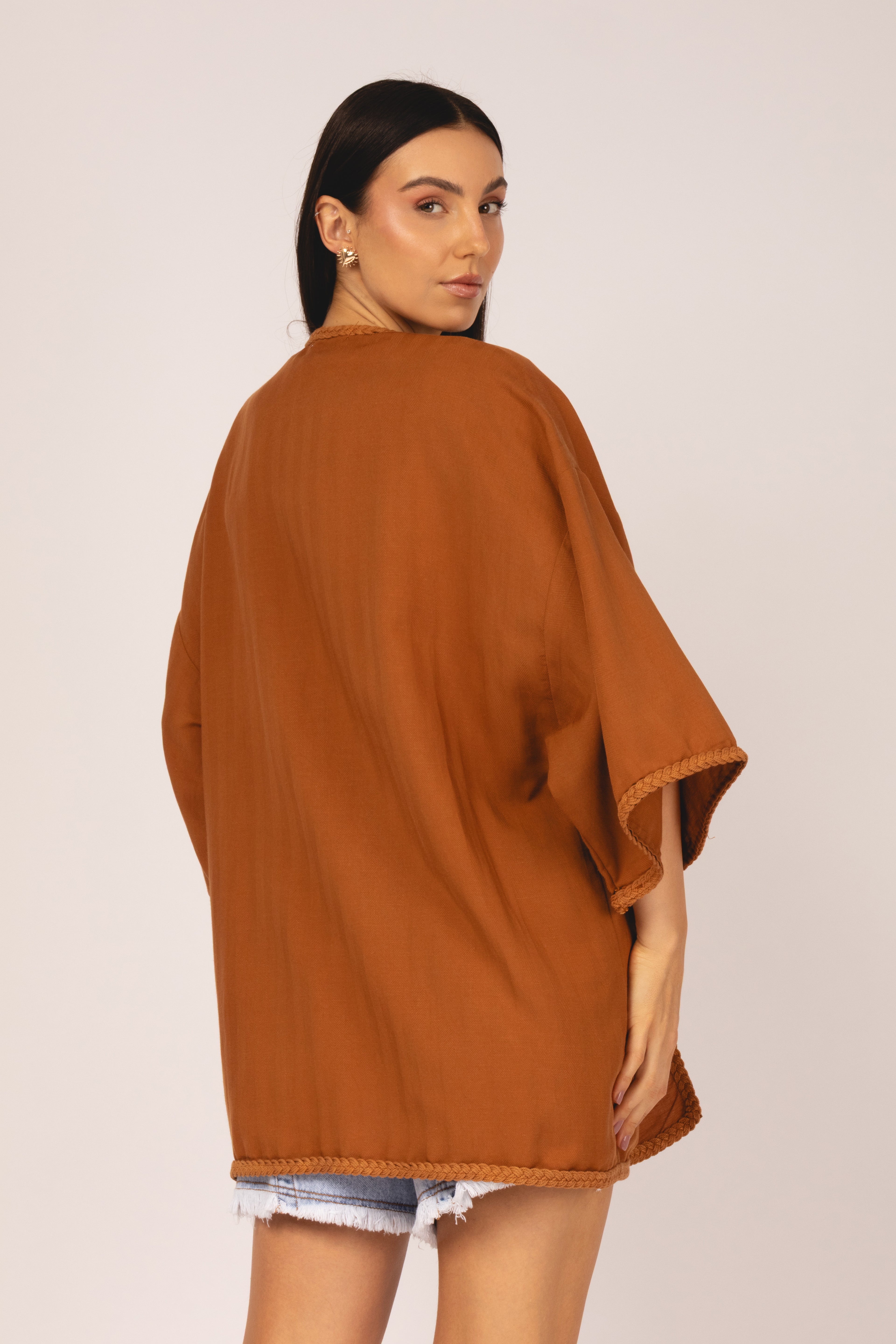 Kimono com detalhe trançado